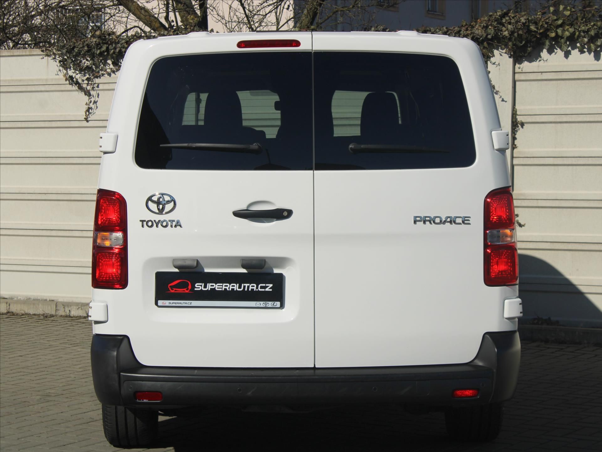 Toyota Proace, 2,0 D-4D 9míst L2 Tov.Záruka Č - fotka 5