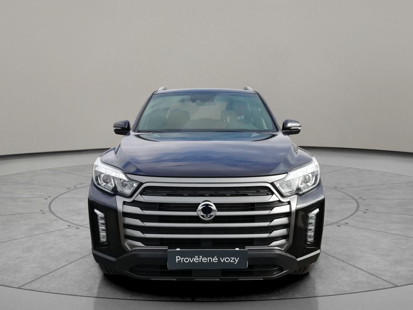 SsangYong Musso, Grand 2,2E-XDI 4WD Premium - fotka 4