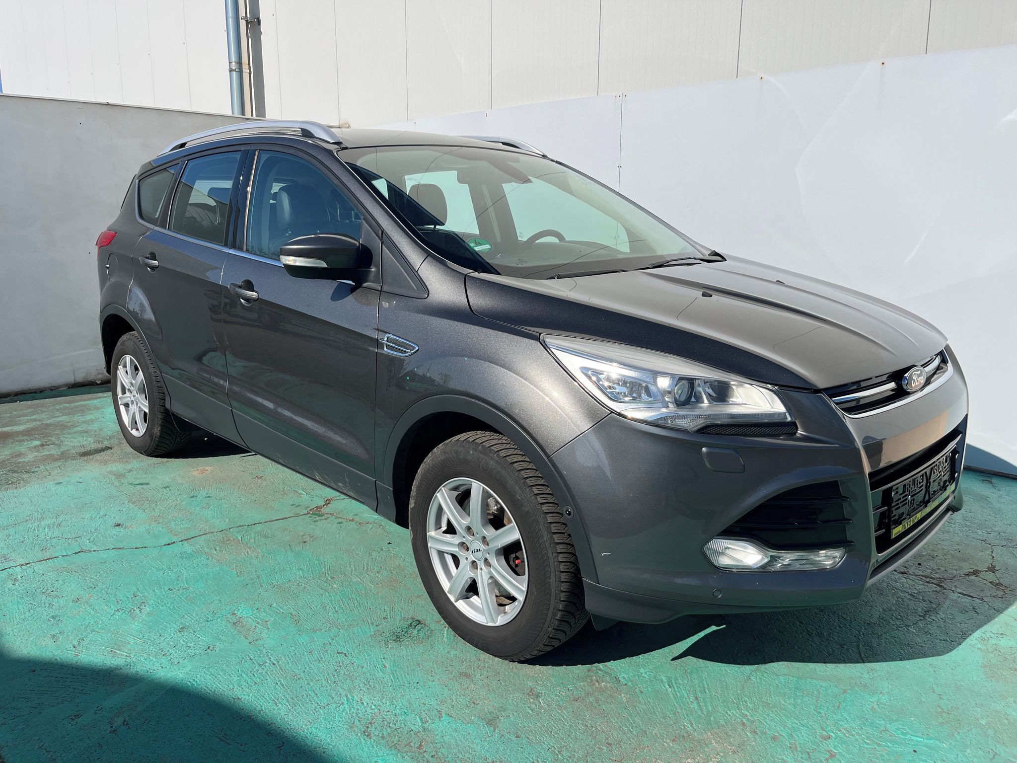 Ford Kuga, 1.6, 134kW, Automat, 4x4 Titan