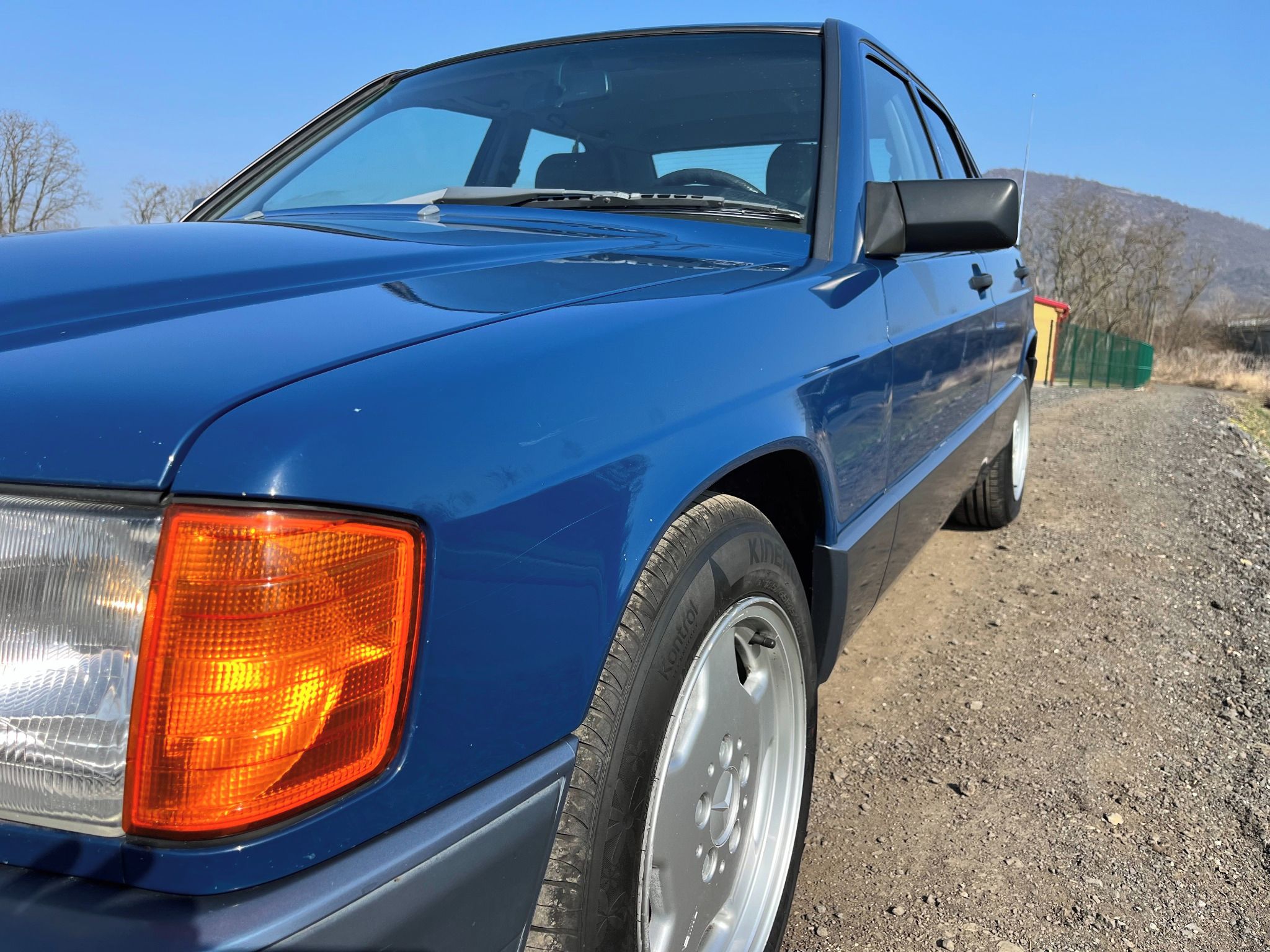 Mercedes-Benz 190, 190E 2.6 122KW, NÁDHERNÝ - fotka 4