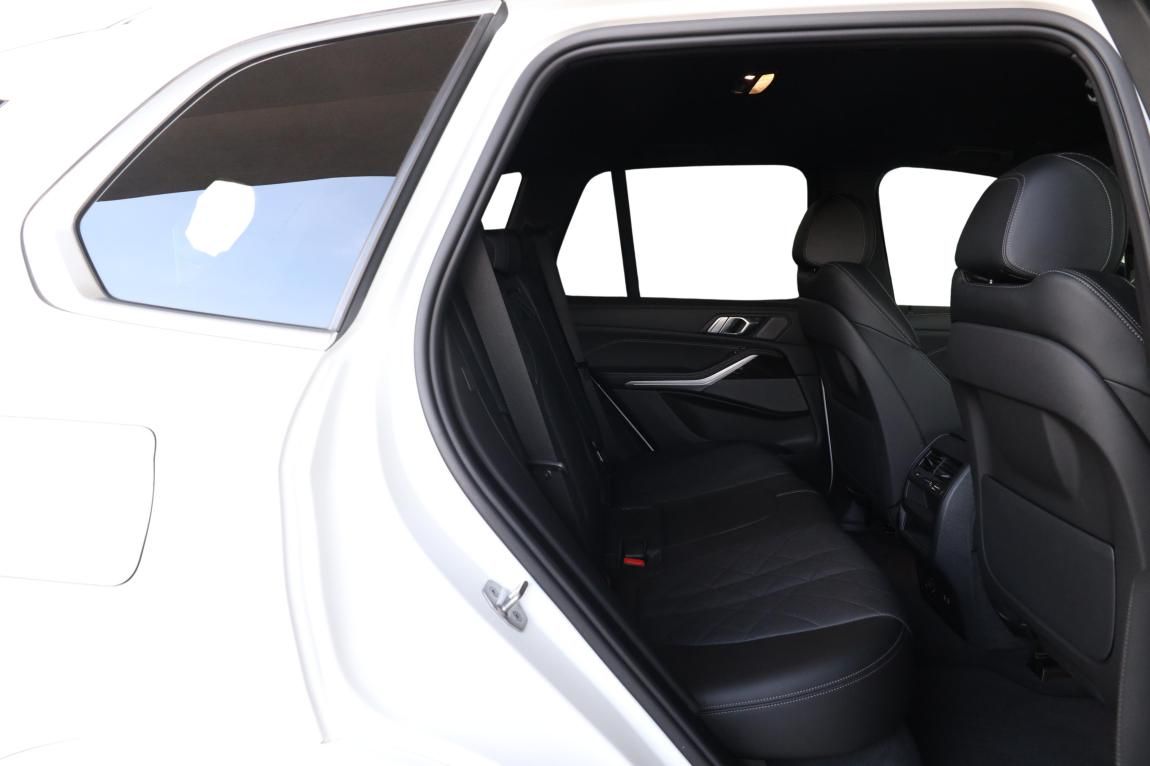 BMW X5, xDrive50e - fotka 6