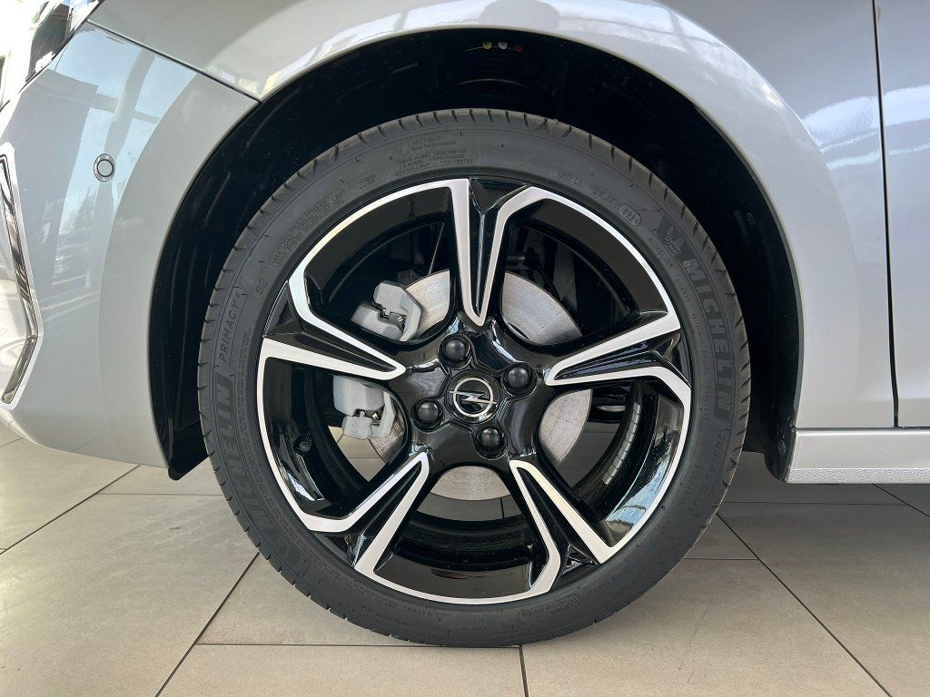 Opel Corsa, GS HYBRID 1,2T 110k AUTOMAT+ZP - fotka 5