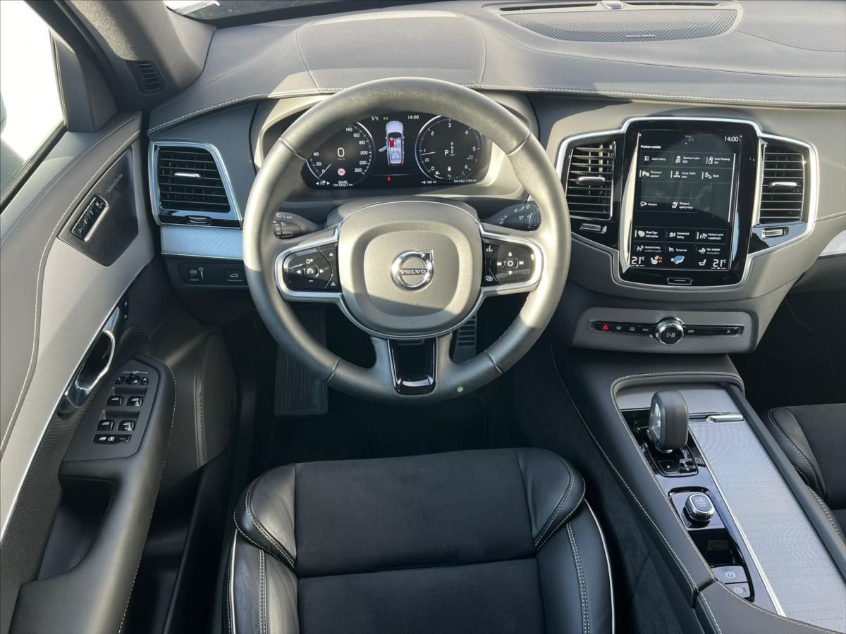 Volvo XC90, 2,0 AWD PLUS BRIGHT  B5 - fotka 6