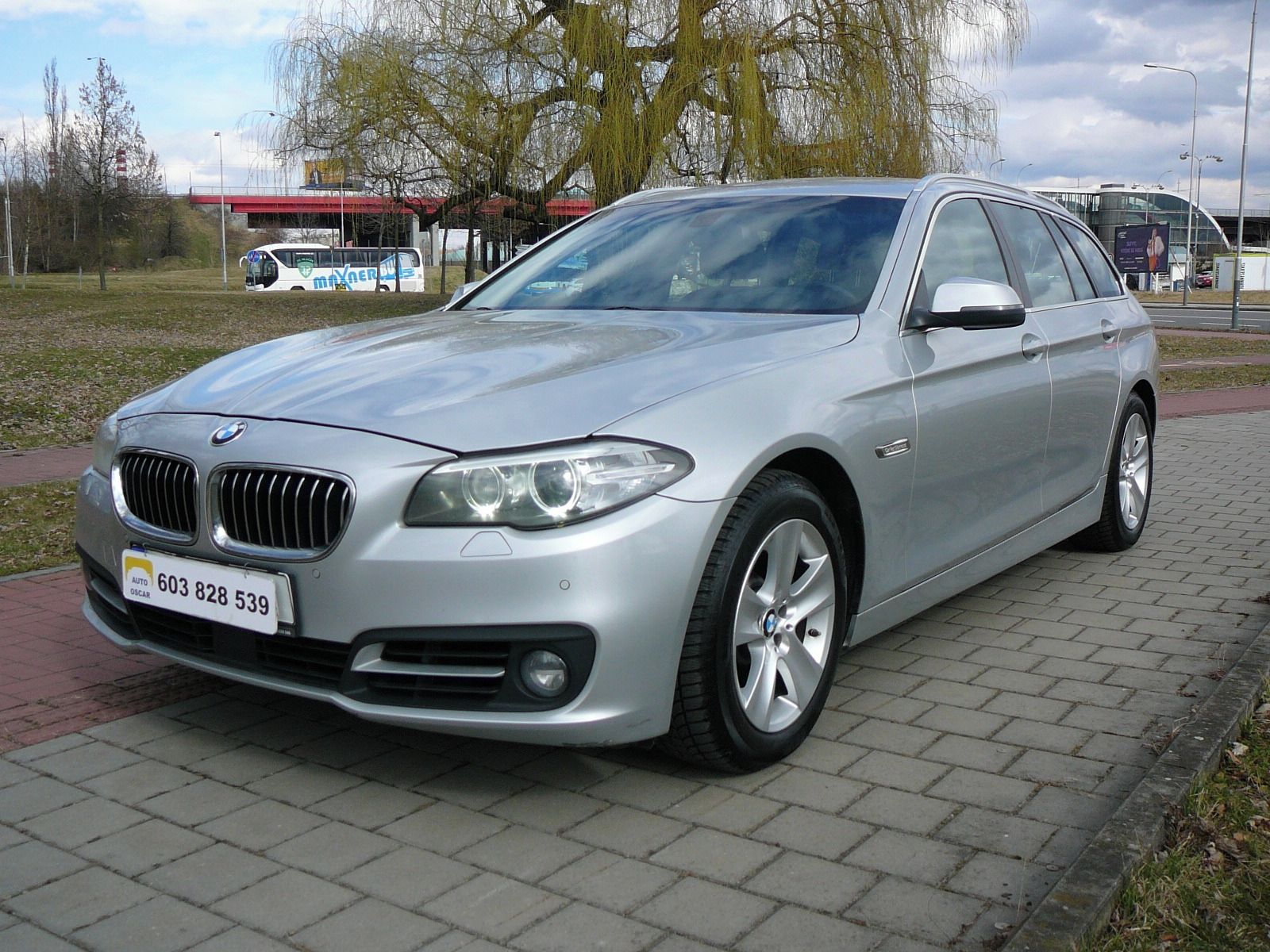 BMW Řada 5, 530D X-Drive 190kW ČR