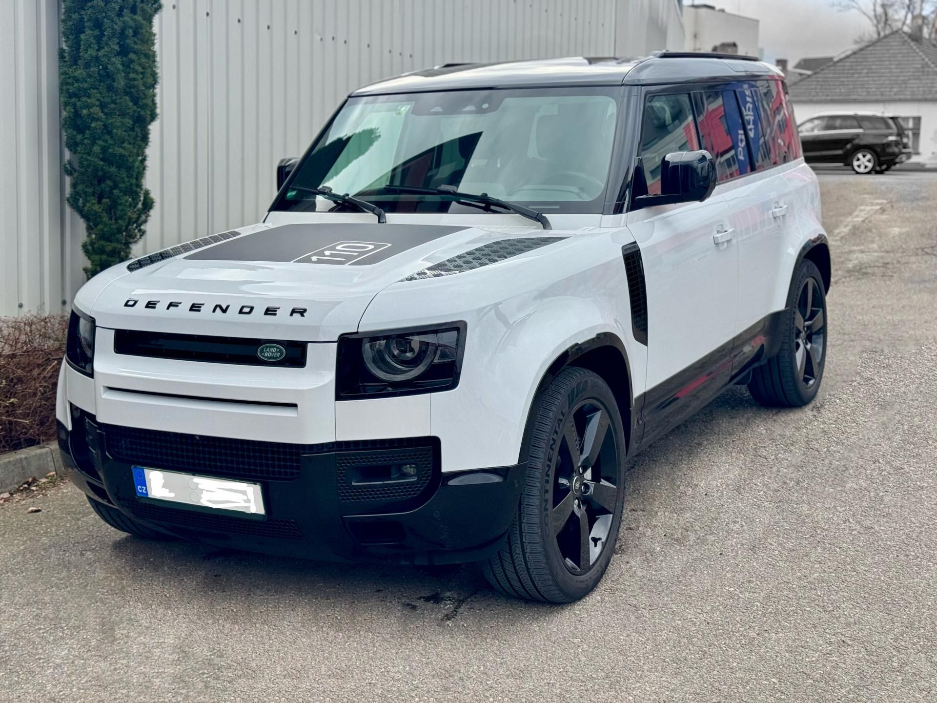 Land Rover Defender, D300 110X Dynamic HSE