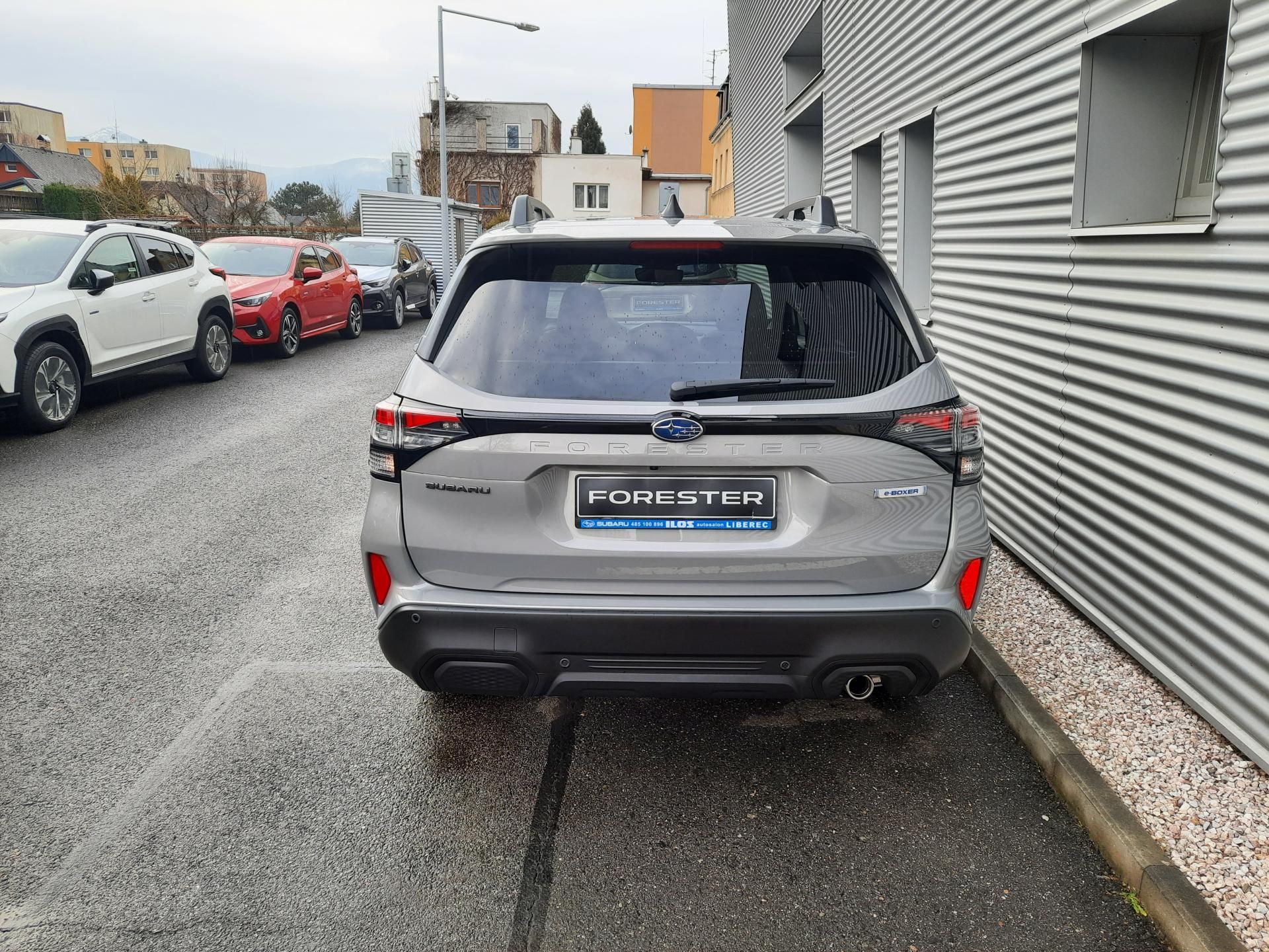 Subaru Forester, NOVÝ FORESTER 2,0i TOURING - fotka 5