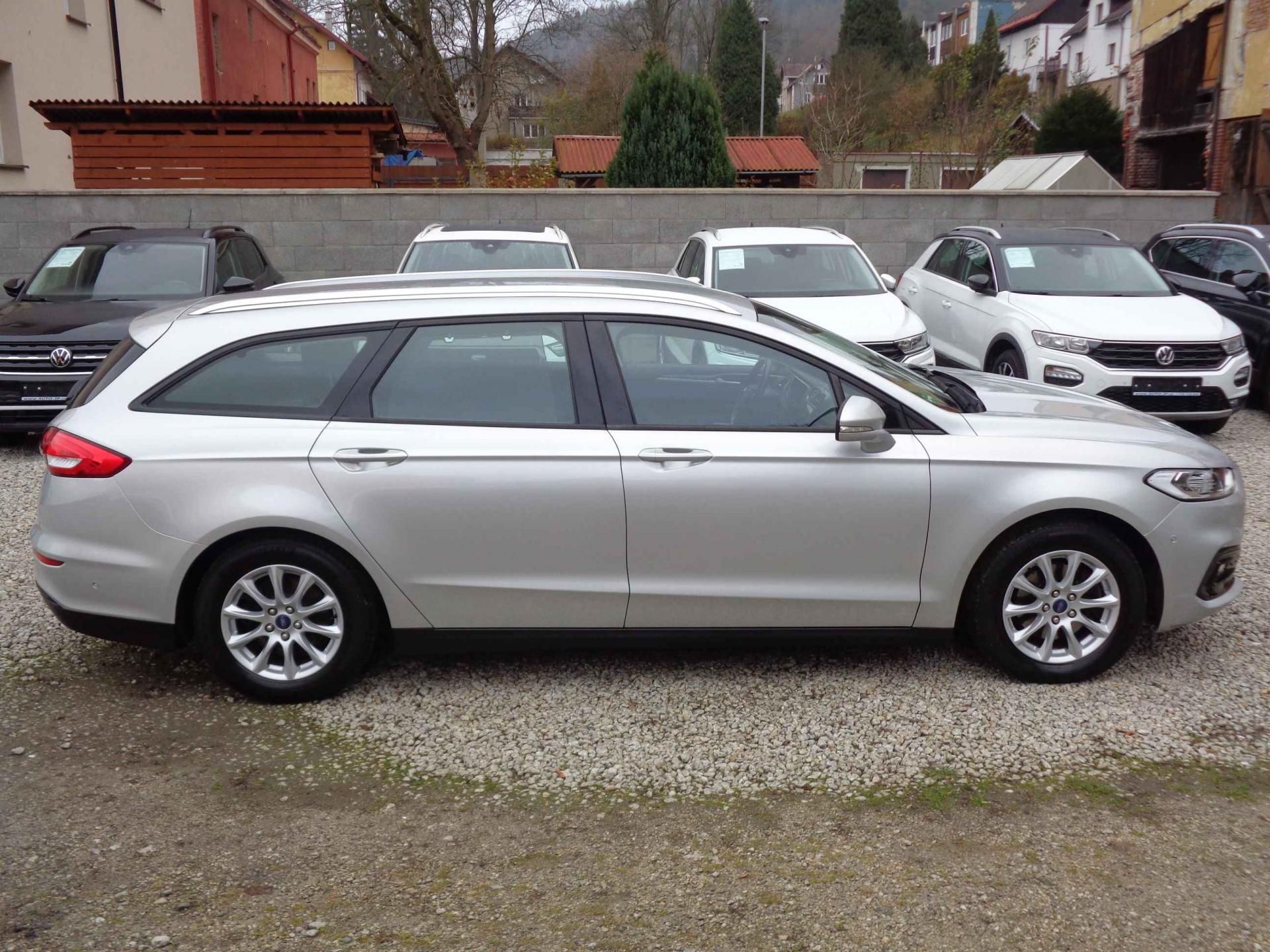 Ford Mondeo, 2,0 D EcoBlue 16ALU 7airb NAVI - fotka 2