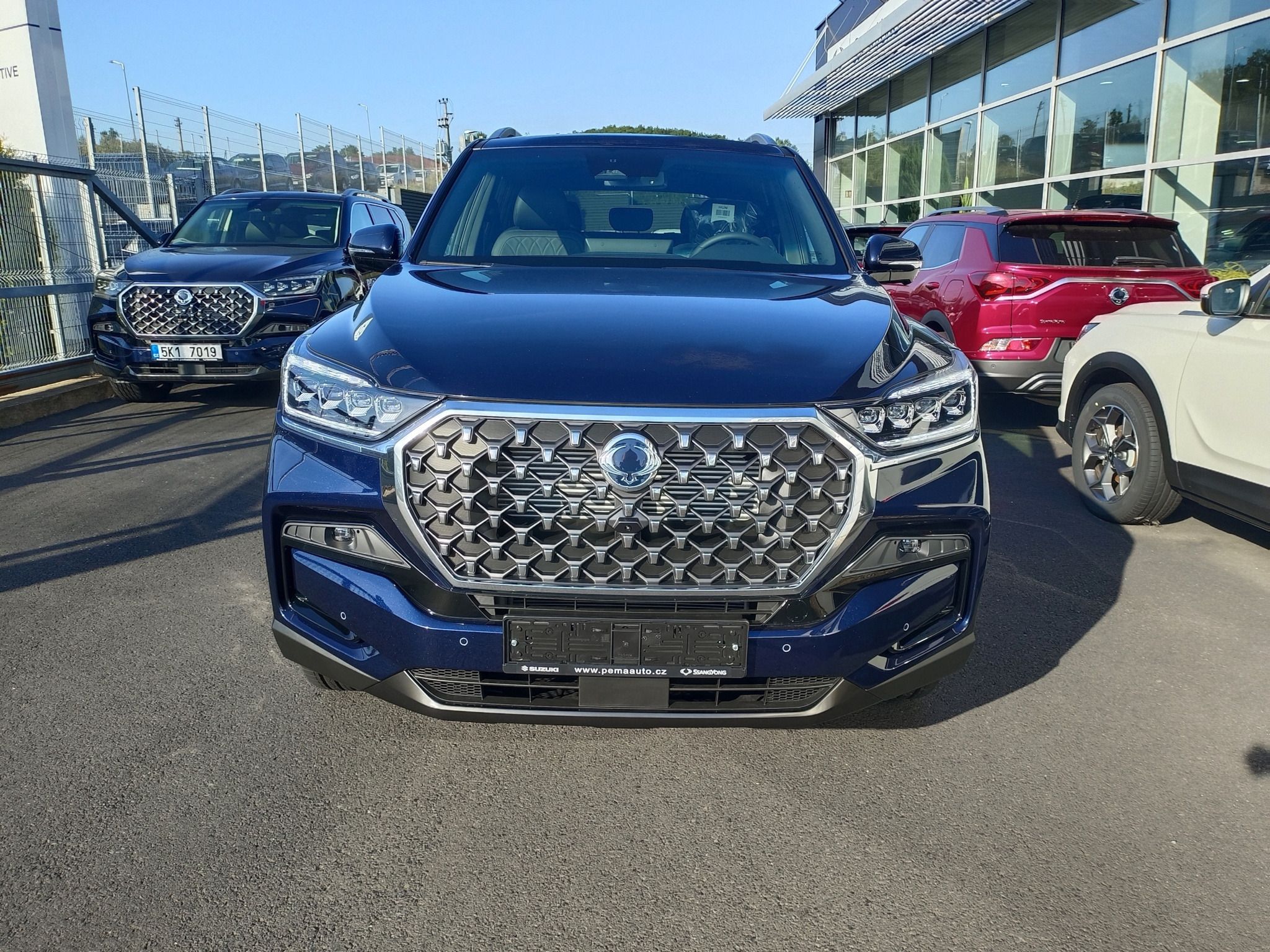 SsangYong Rexton, PREMIUM+ 2,2 e-XDI 5 míst 4x4 - fotka 2