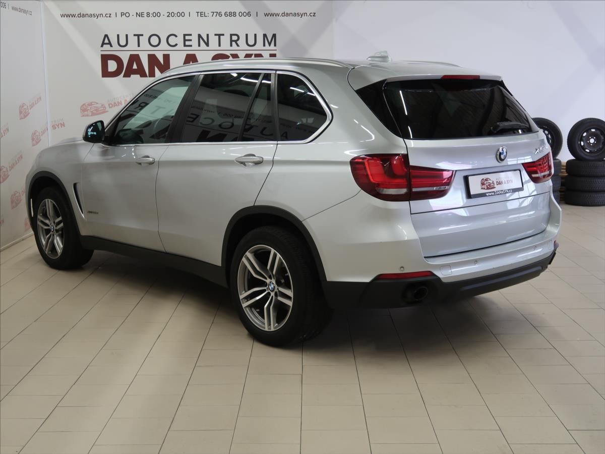 BMW X5, 2,0 xDrive25d Steptronic 7míst - fotka 6