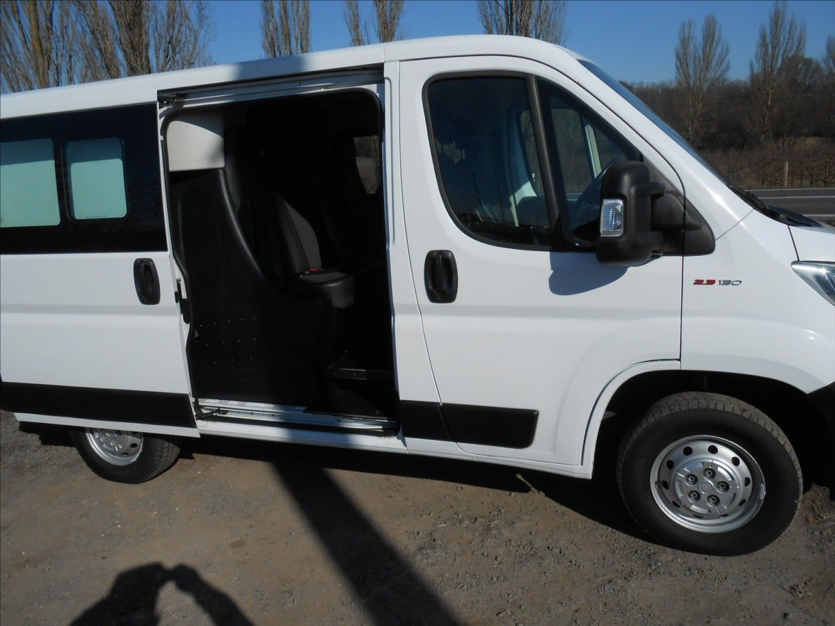 Fiat Ducato, 2,3 96 kW KLIMA Serviska 7Míst - fotka 6