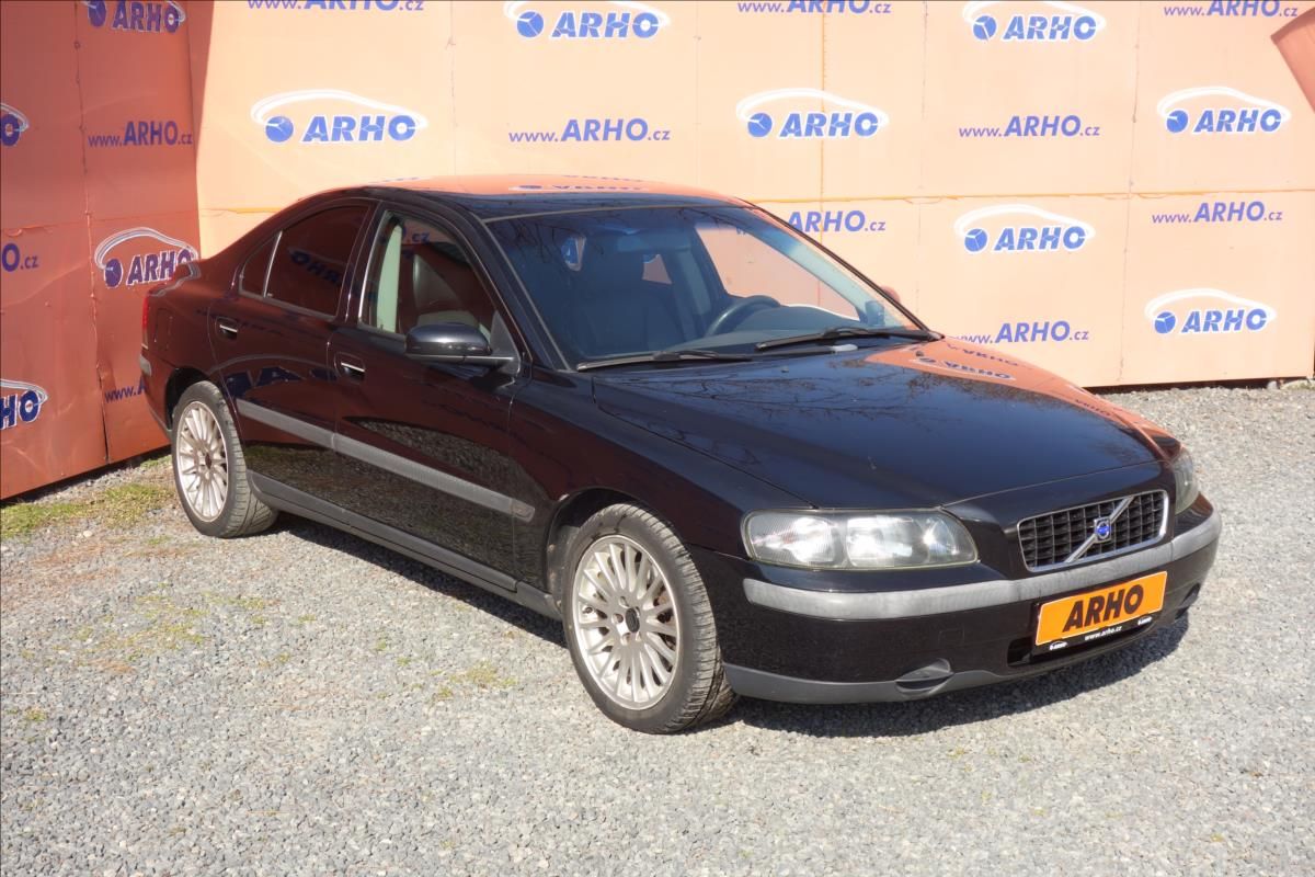 Volvo S60, 2,4 D5 120KW,AUTOMAT,KINETIC.