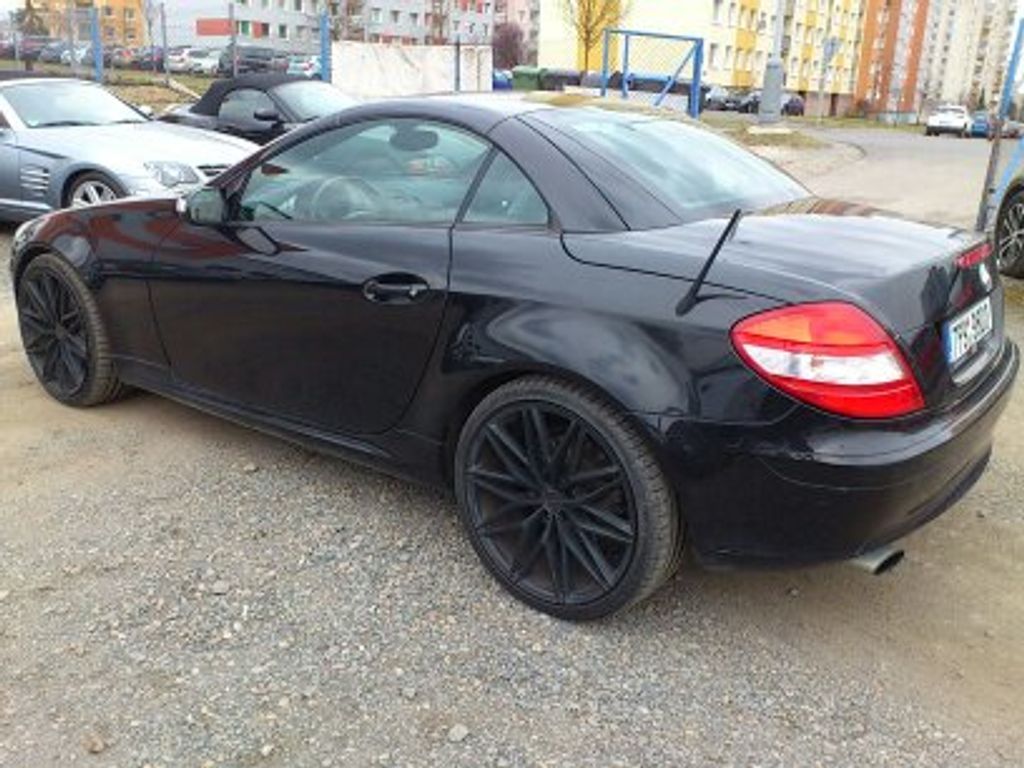 Mercedes-Benz SLK, 350 200kW - fotka 3