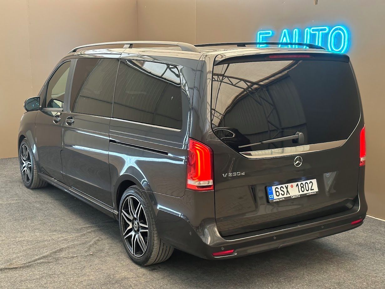 Mercedes-Benz Třídy V, V250 AMG night packet - fotka 4