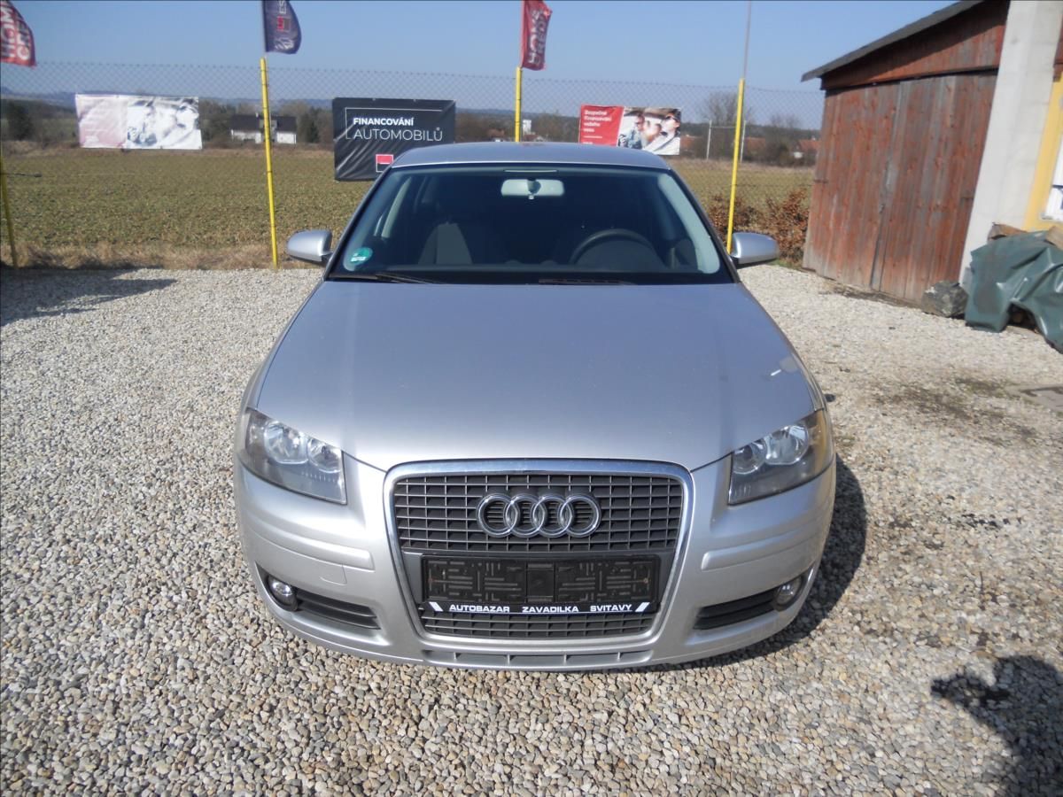 Audi A3, 1,6 i 75Kw Sportback - fotka 2