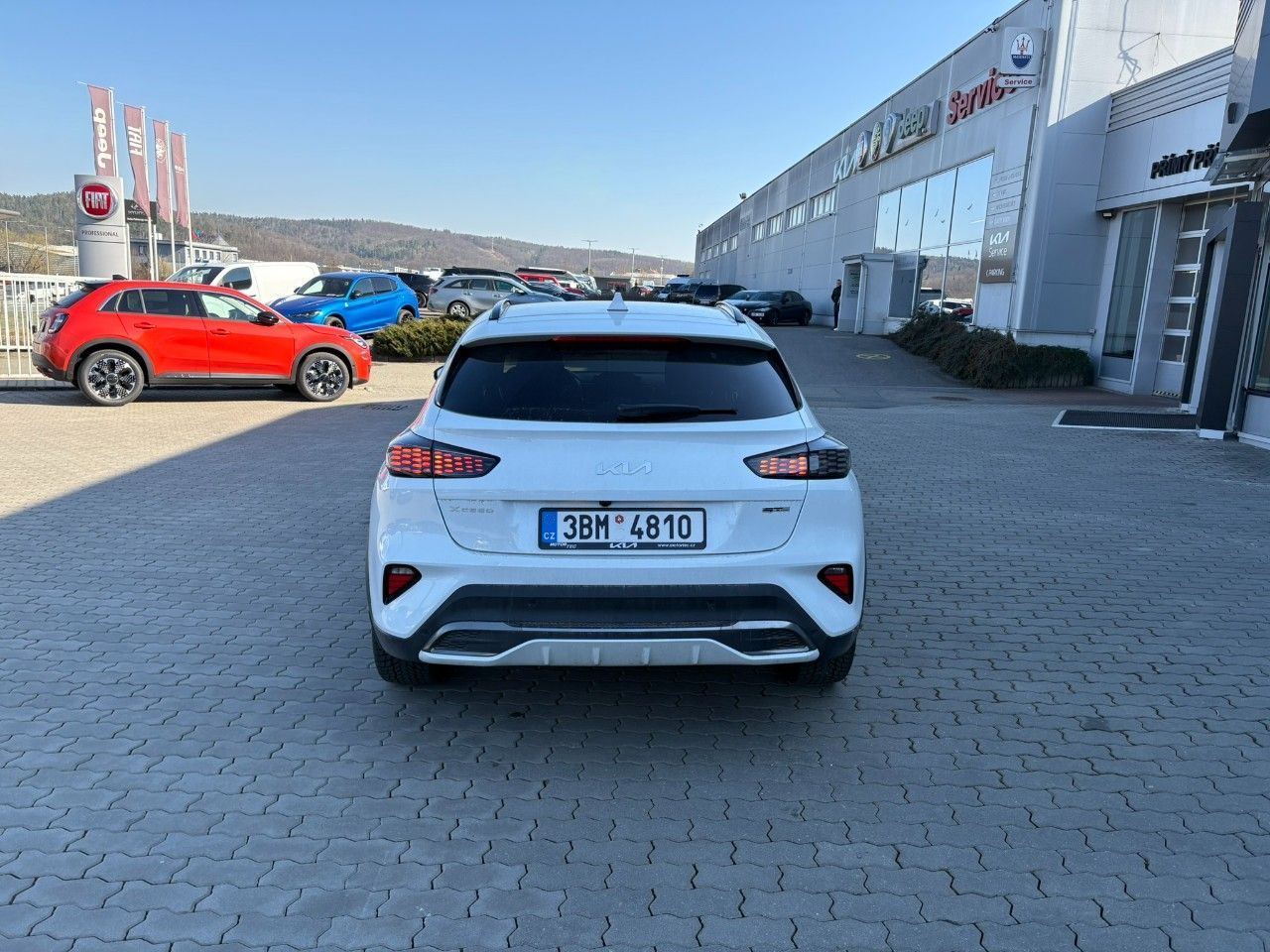 Kia XCee´d, 1,5 T-GDi GPF 7DCT GT LINE MY2 - fotka 6