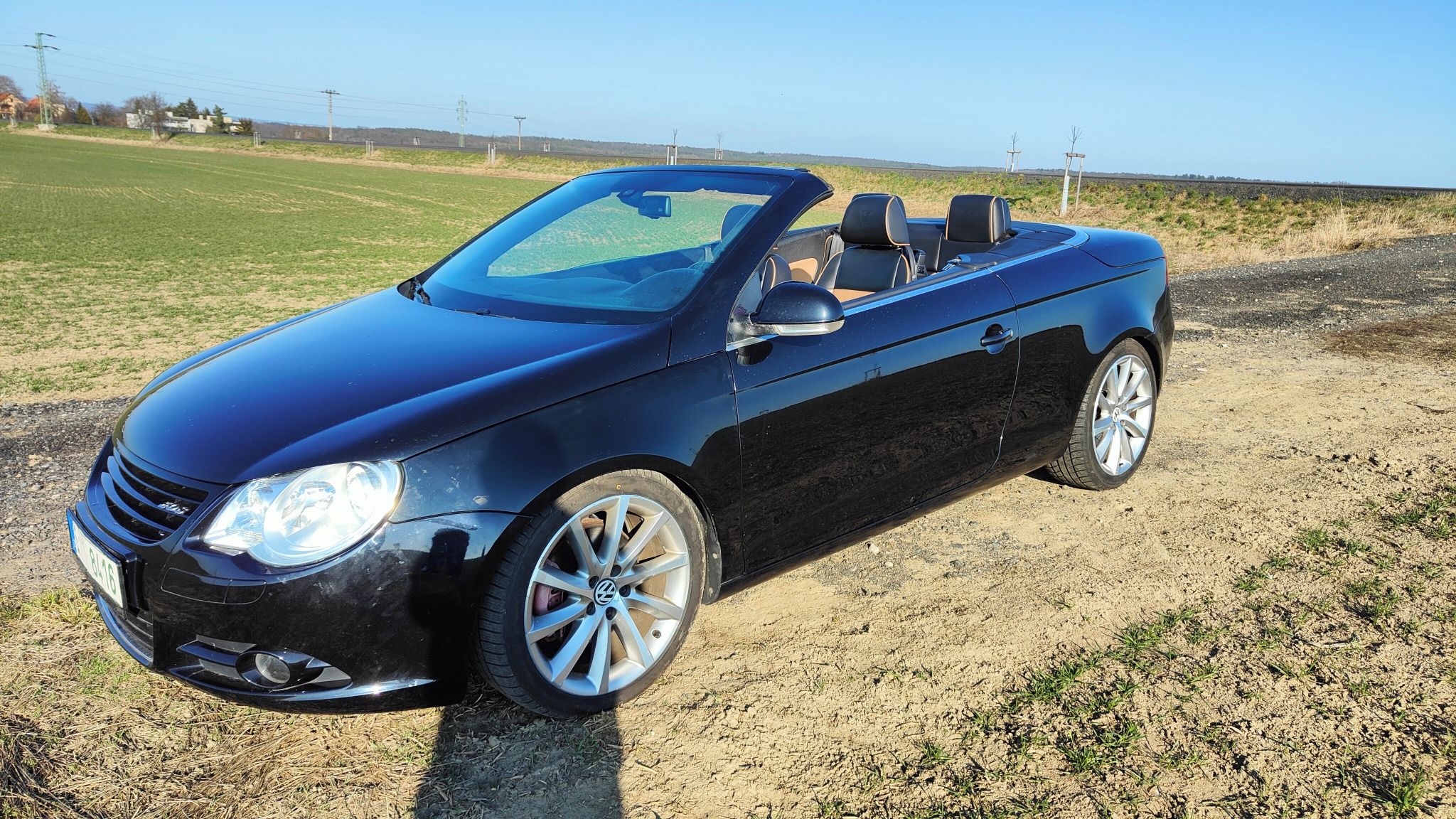 Volkswagen Eos, 3.2 V6 DSG INDIVIDUAL, výbava - fotka 6