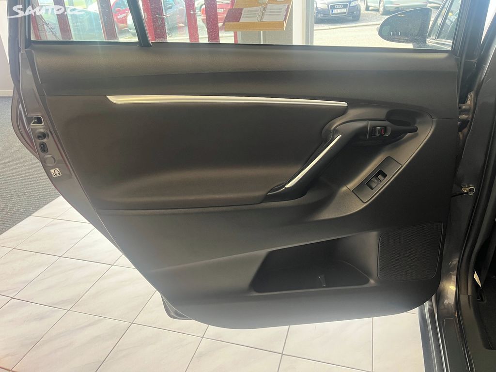 Toyota Verso, fotka 11