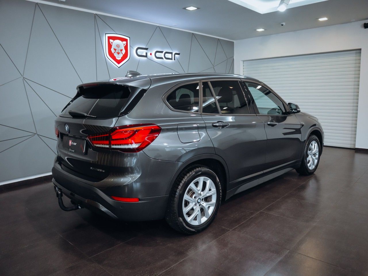 BMW X1, xDrive25e LED Navi - fotka 5