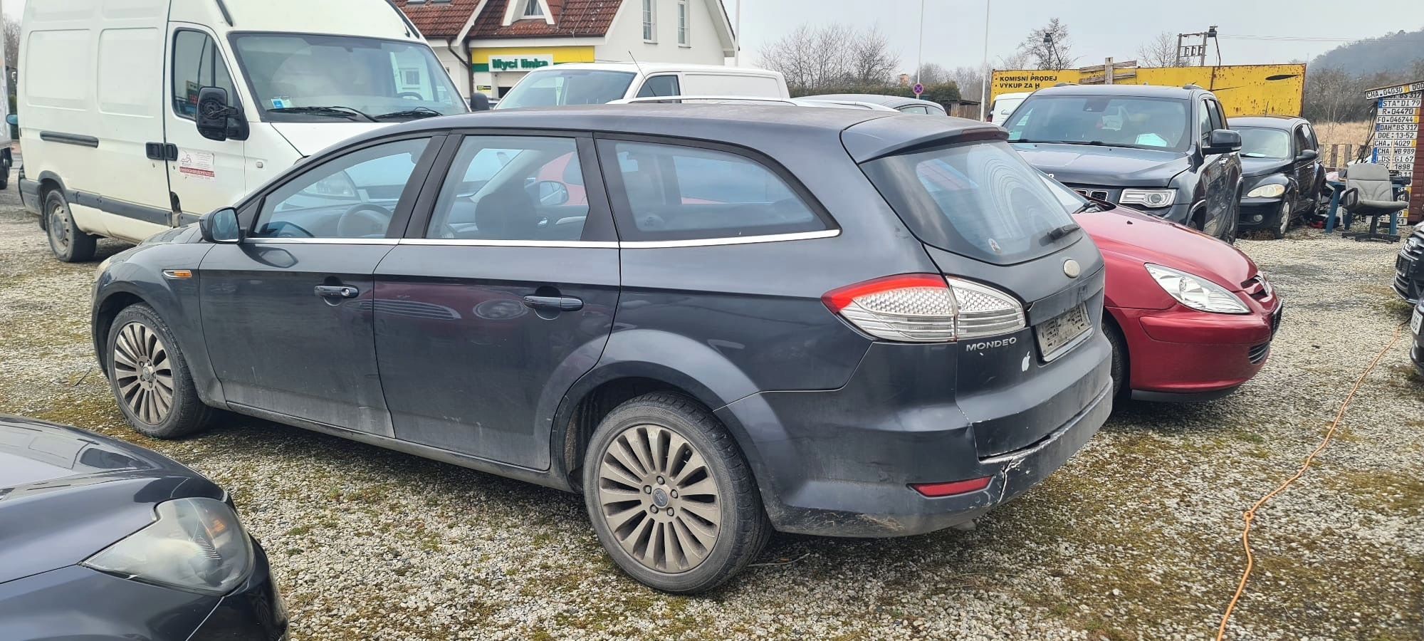 Ford Mondeo, Combi 2,0 TDCi 96 Kw automat - fotka 4