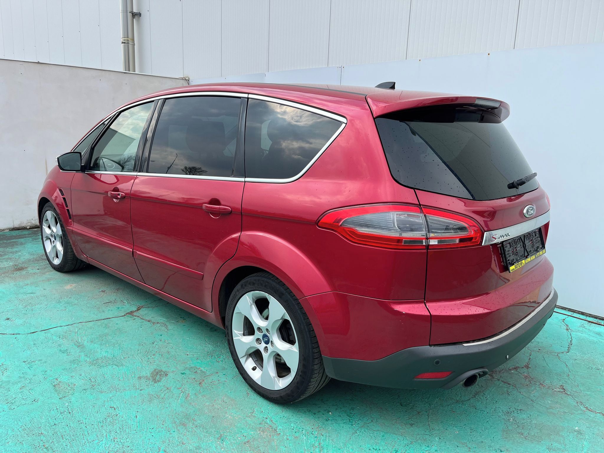 Ford S-MAX, 2.0, 176kW, Automat, 7míst - fotka 4