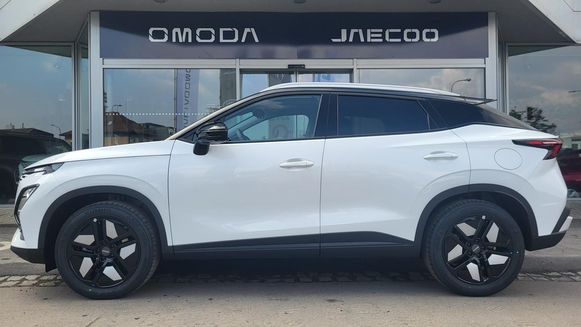 Omoda 5, PREMIUM 1,6 TGDI - fotka 4