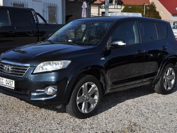 Obrázek k inzerátu: Toyota Rav4, 2.2D-CAT 110kW 4x4 A/T Kůže
