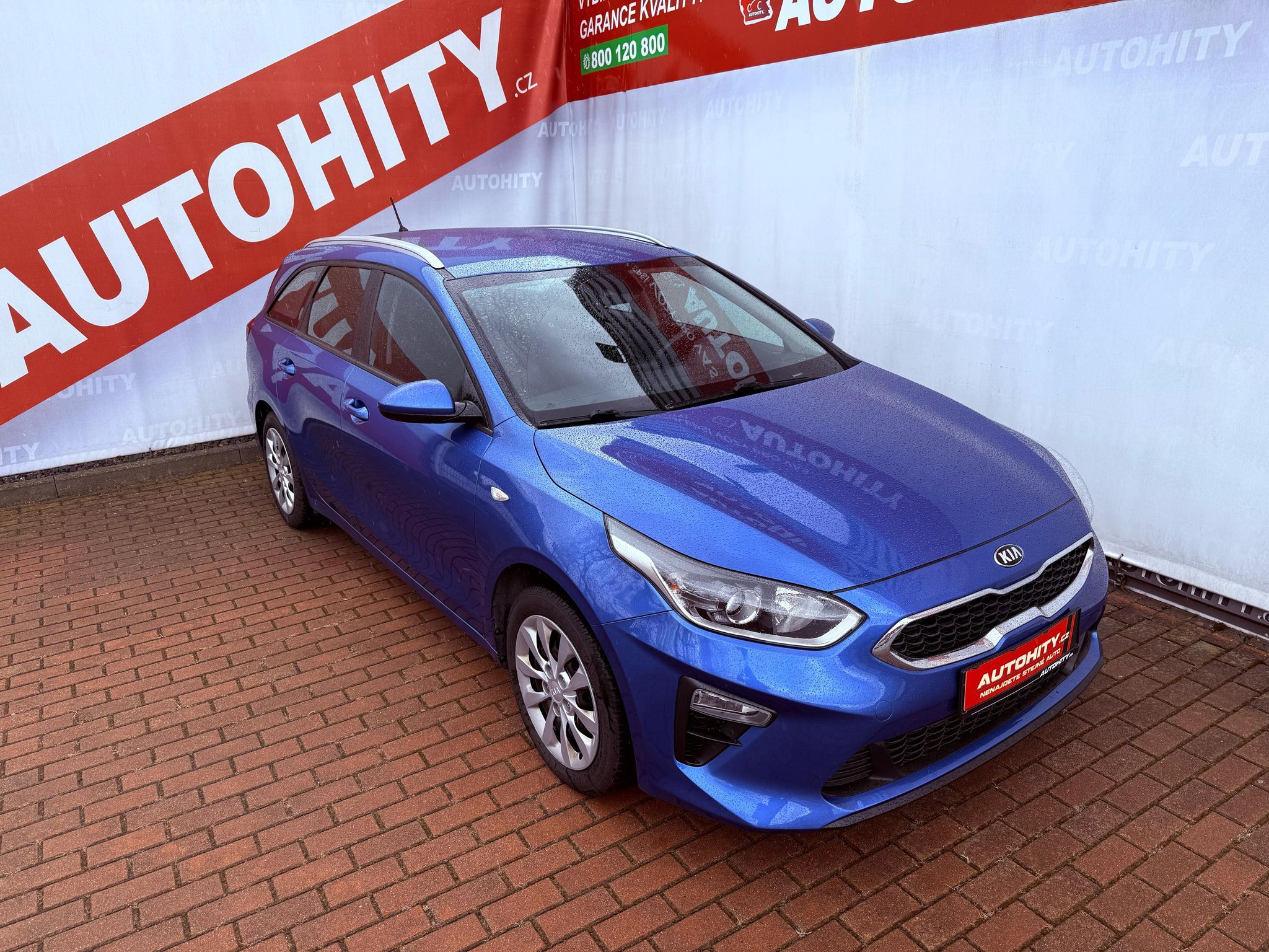 Kia Cee´d, 1.6 CRDi Comfort, ČR, 1.Maj - fotka 3