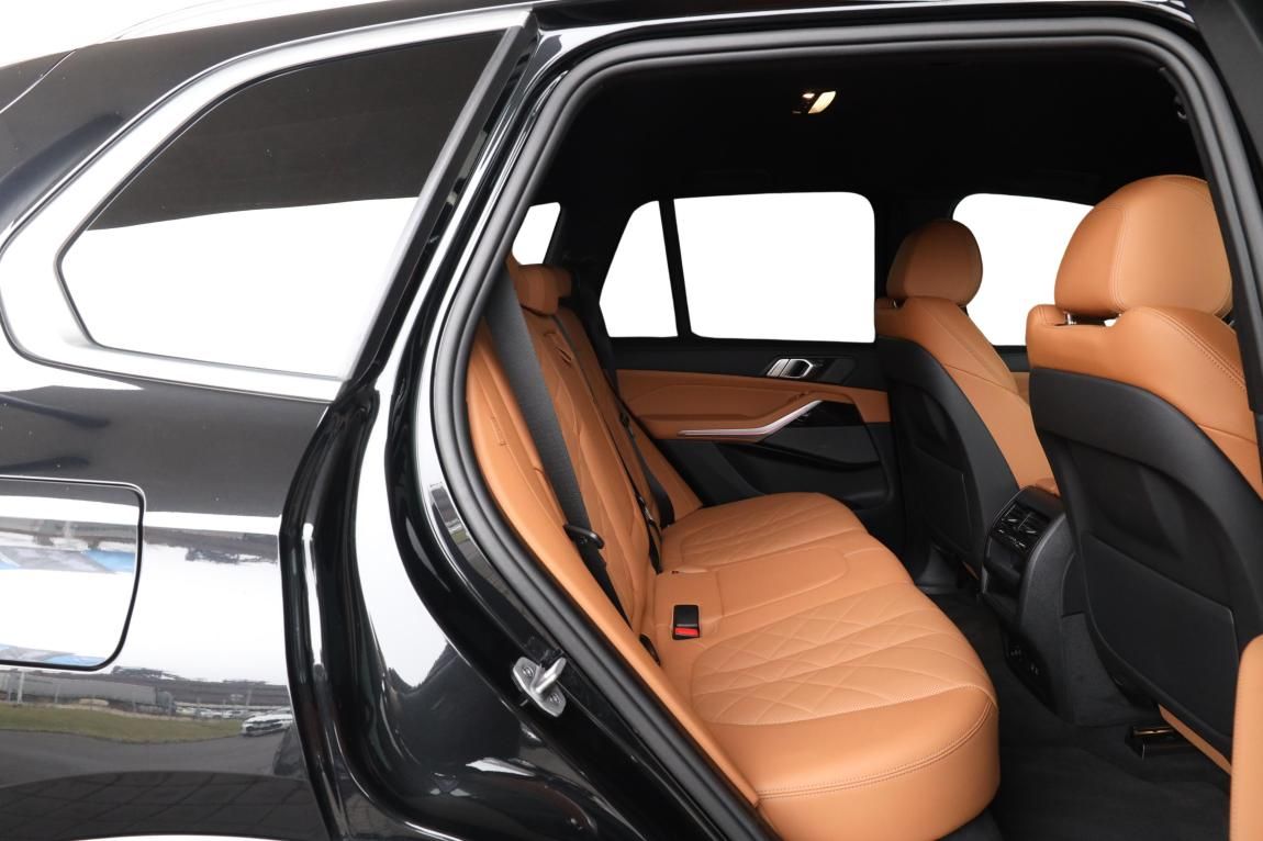 BMW X5, xDrive30d - fotka 6