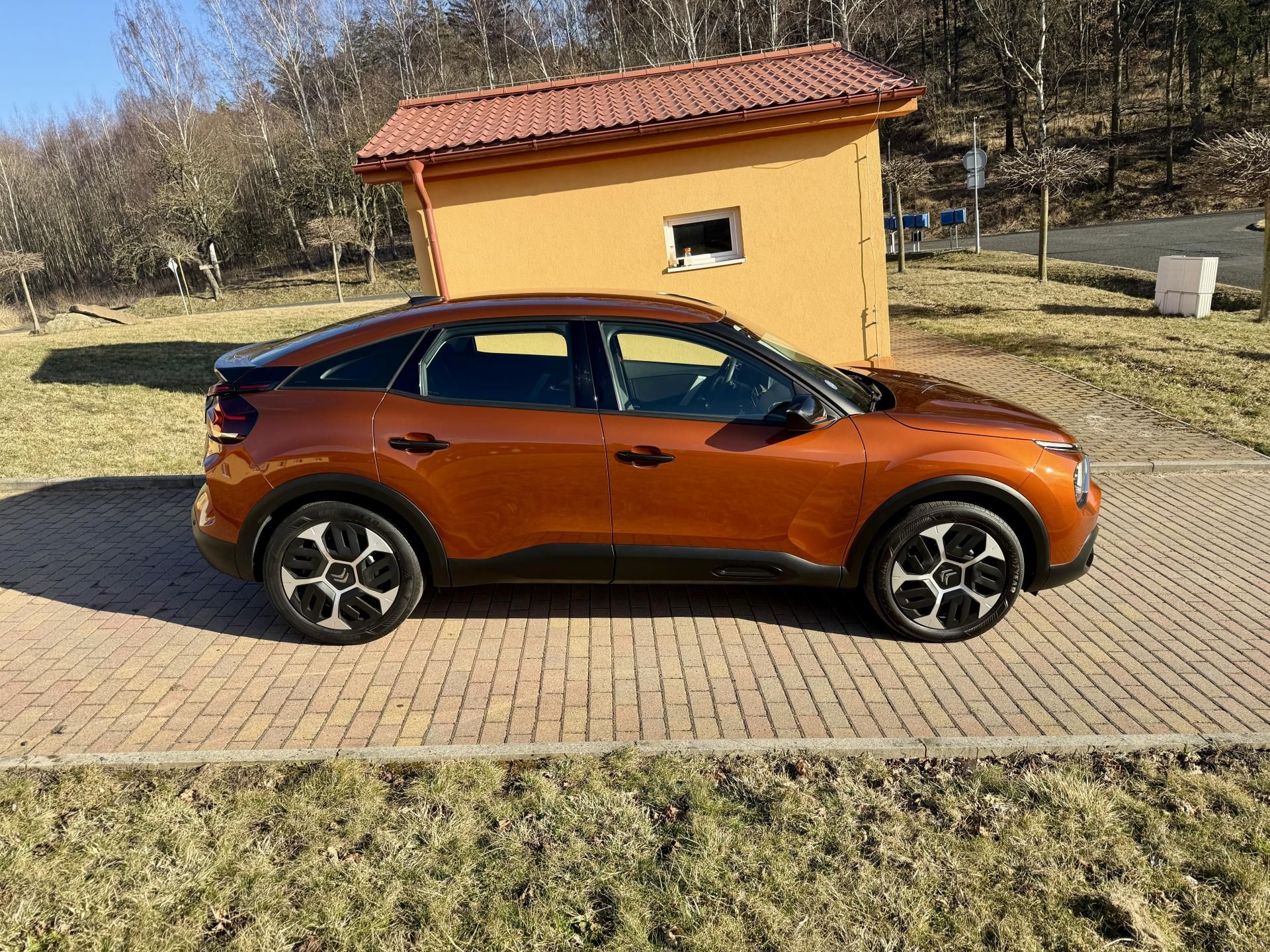 Citroën C4, 1.2 PureTech 96kW AUTOMAT FEEL - fotka 6