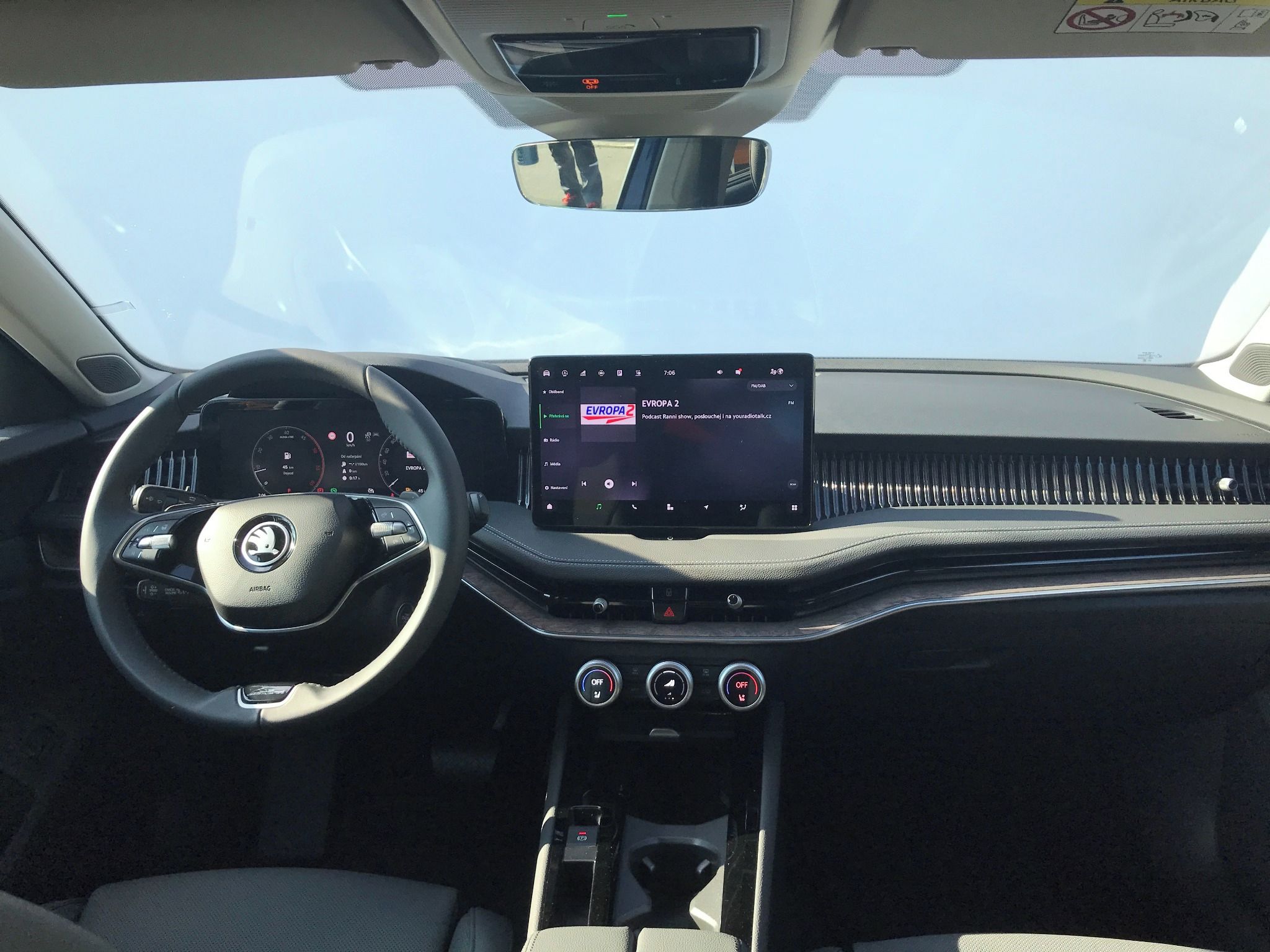 Škoda Superb, 4x4 TDI 142kW 7°DSG L&K+TAŽNÉ - fotka 5