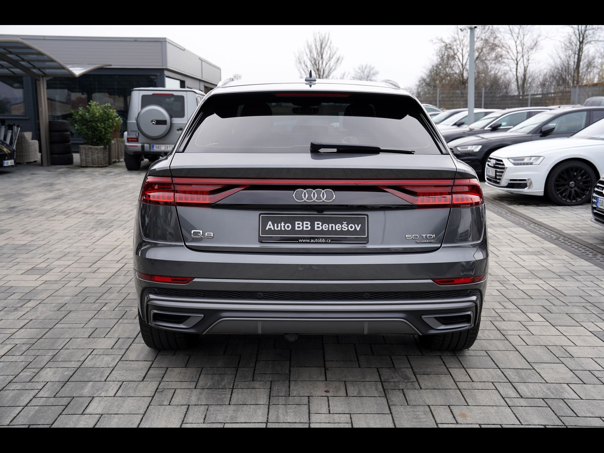 Audi Q8, 50 TDI/Q/Matrix/21"/tažné/ČR - fotka 5
