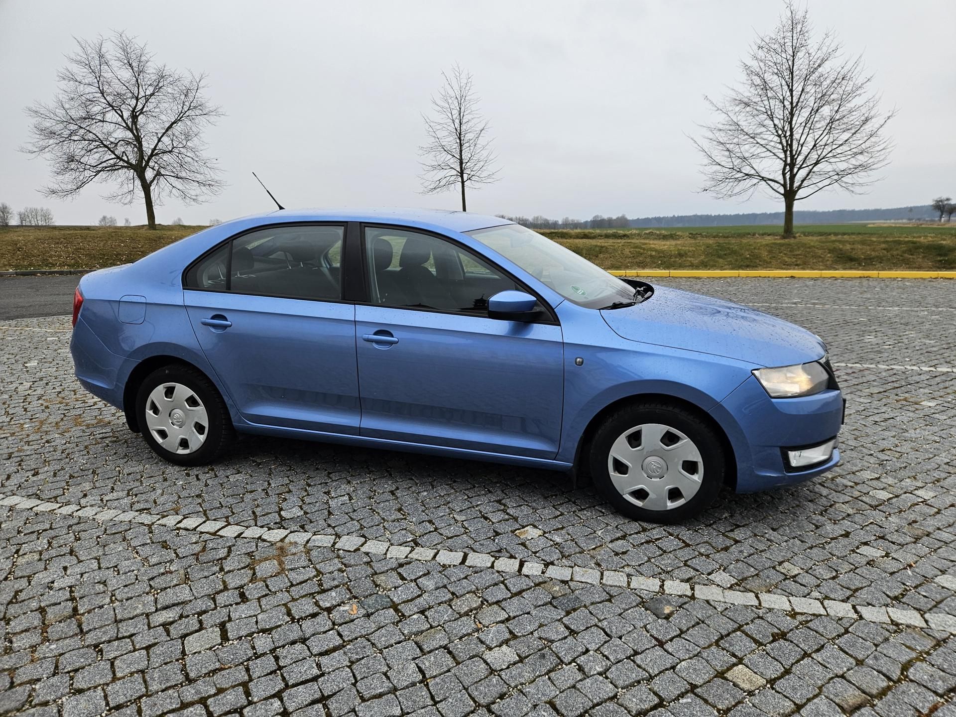 Škoda Rapid, 1.6Tdi 77kw, SPLÁTKY - fotka 5