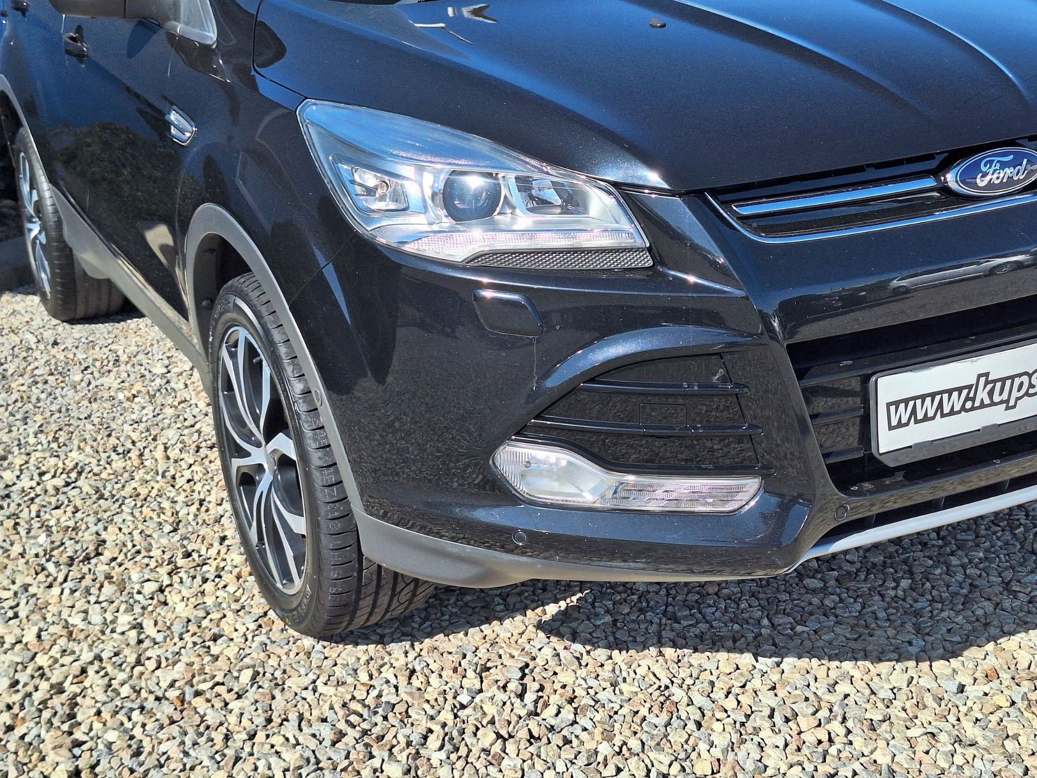 Ford Kuga, 2,0TDCi 4x4 TITANIUM - fotka 4