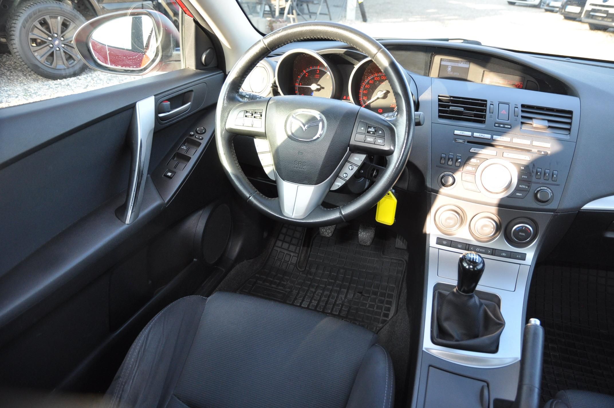 Mazda 3, 1.6D 85kW - fotka 5