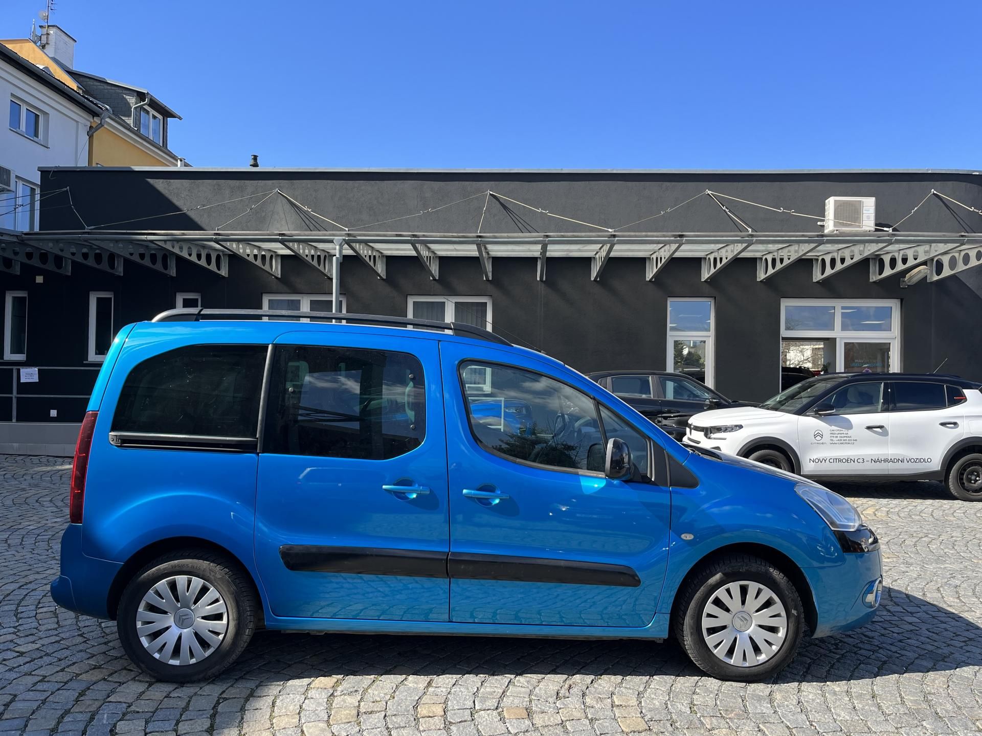 Citroën Berlingo, 1.6 HDI  90k Automat Exlusive - fotka 6