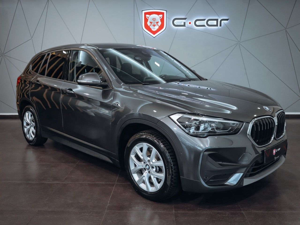 BMW X1, xDrive25e LED Navi - fotka 2