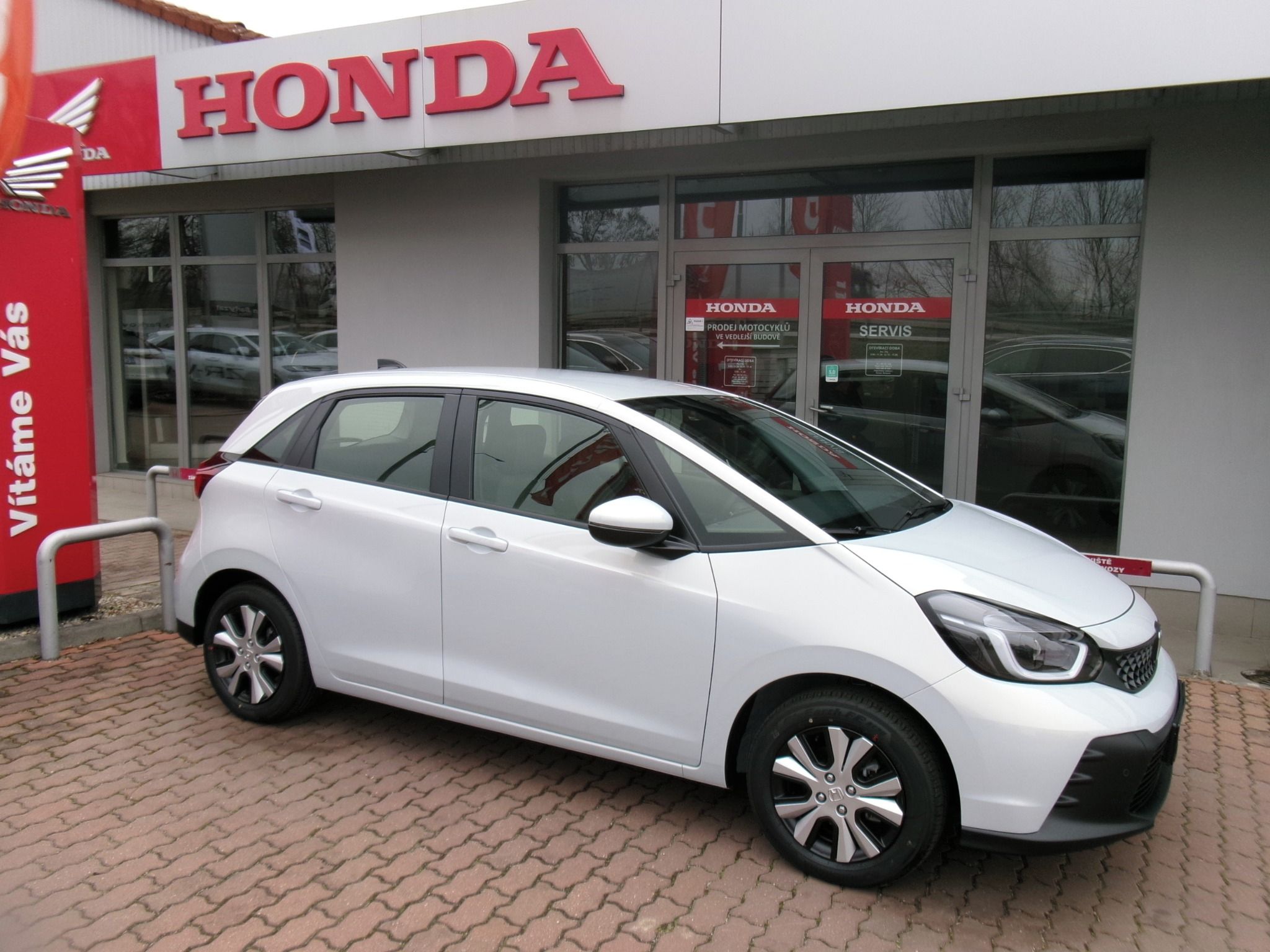 Honda Jazz, 1.5e:HEV ELEGANCE PLUS - fotka 4