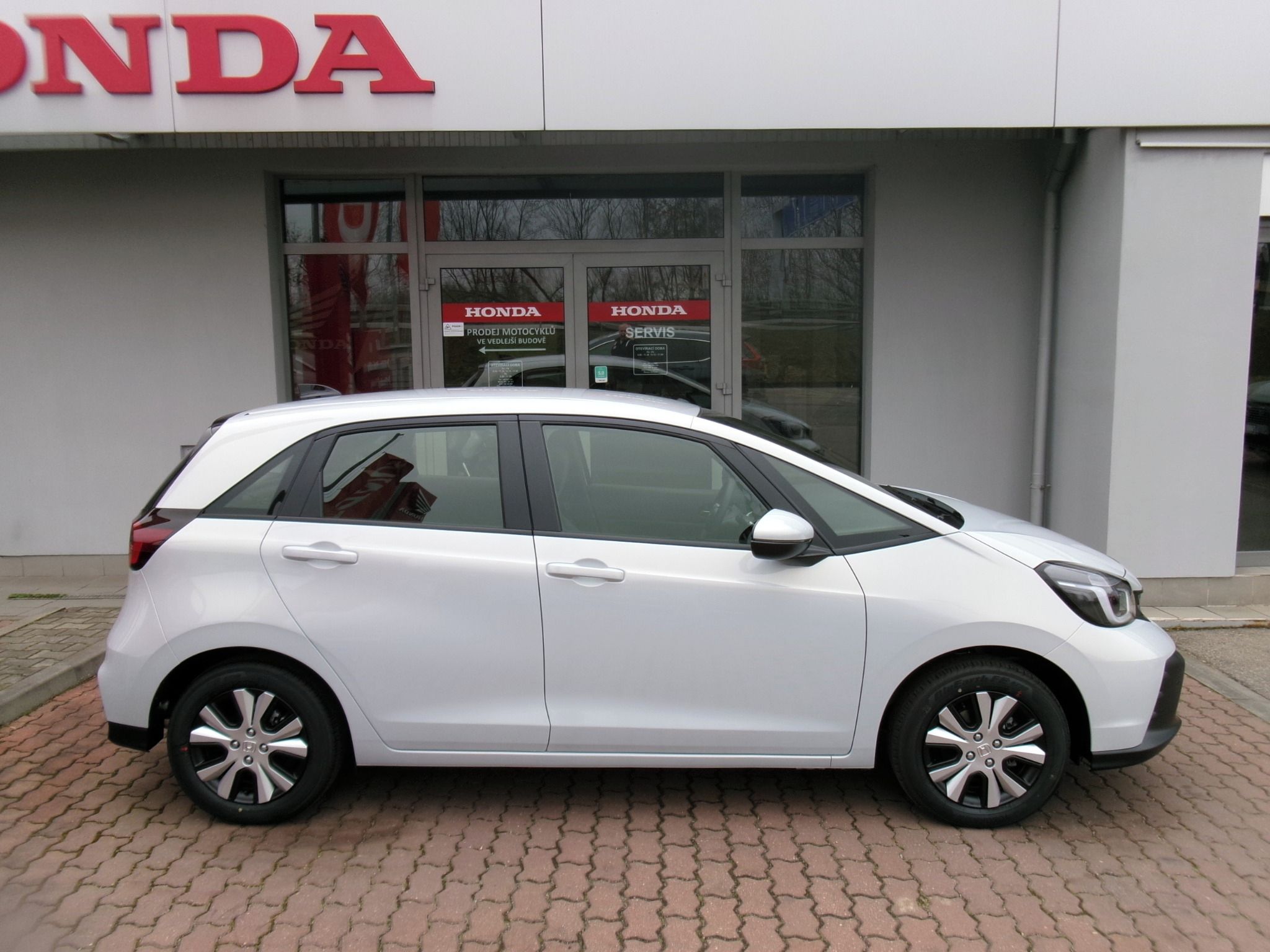 Honda Jazz, 1.5e:HEV ELEGANCE PLUS - fotka 5
