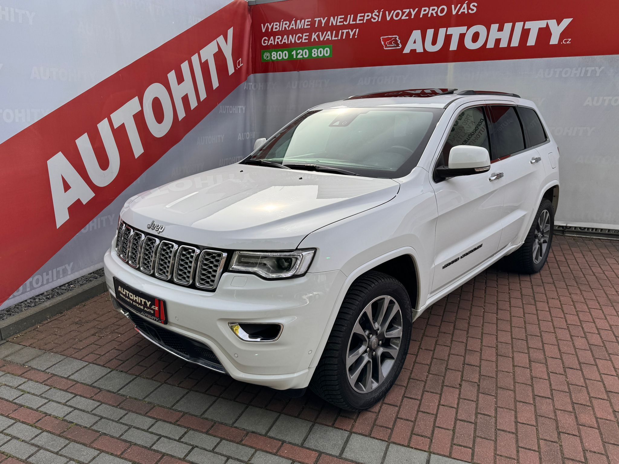 Jeep Grand Cherokee, 3.0D V6 4x4 aut., H&K, Tažné