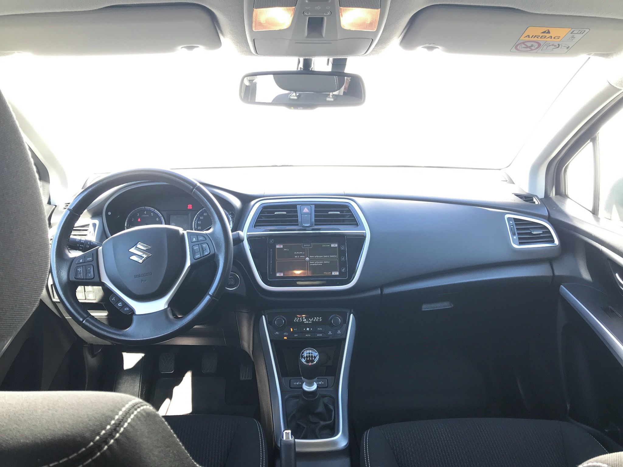 Suzuki SX4 S-Cross, 1,4 95KW Hybrid+TAŽNÉ - fotka 5