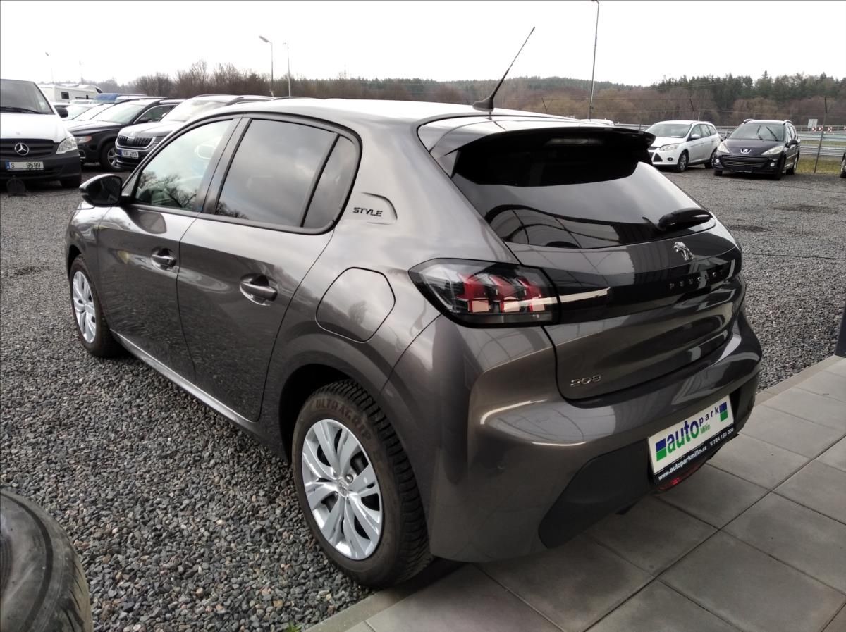 Peugeot 208, 1,2 74kw,  100 S&S MAN 6 - fotka 5