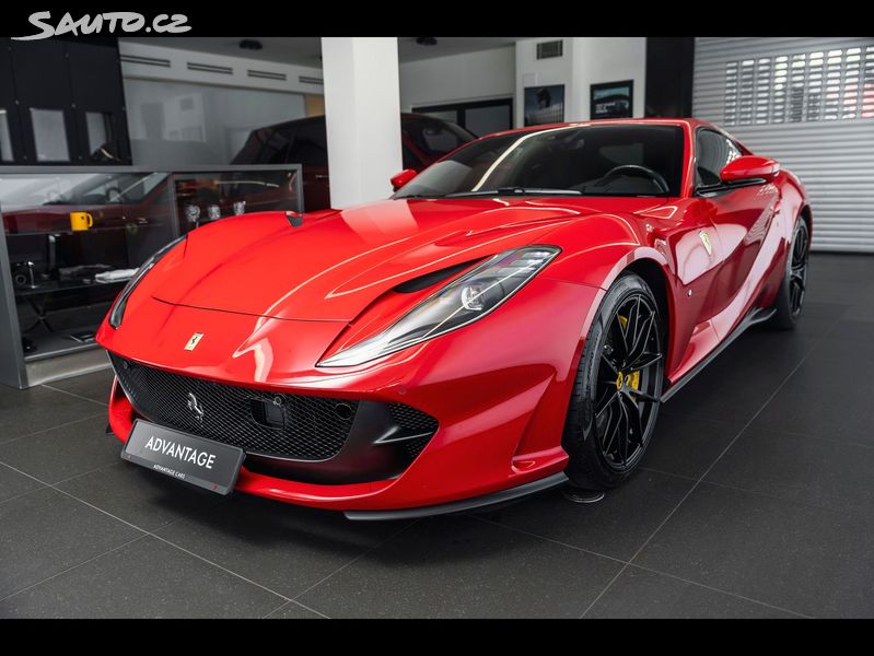 Ferrari 812, Rosso Corsa Metallizzato/Záruk