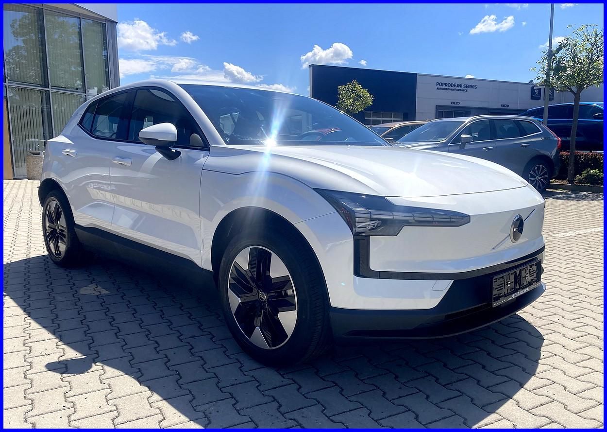 Volvo EX30, SINGLE RWD CORE NEW - DOTACE - fotka 2