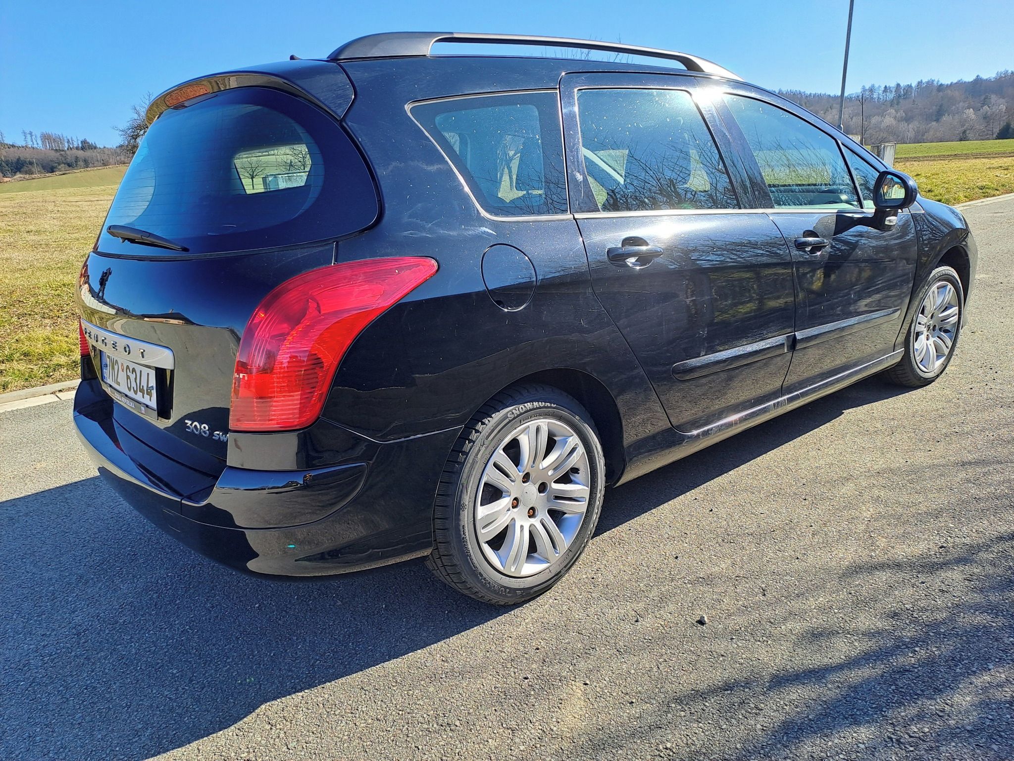 Peugeot 308, DOBRÝ STAV!PO VELKÉM SERVISU - fotka 6