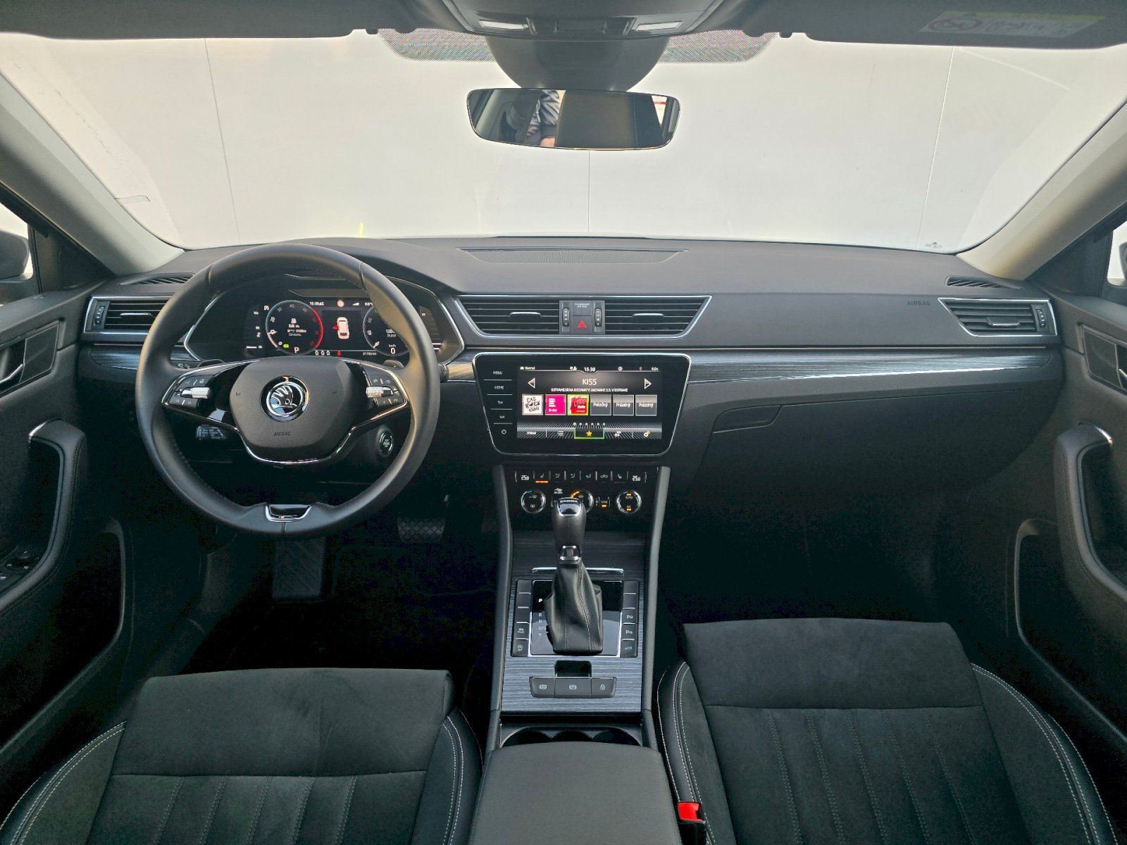 Škoda Superb, COMBI STYLE 2.0TDI / 110kW - fotka 5