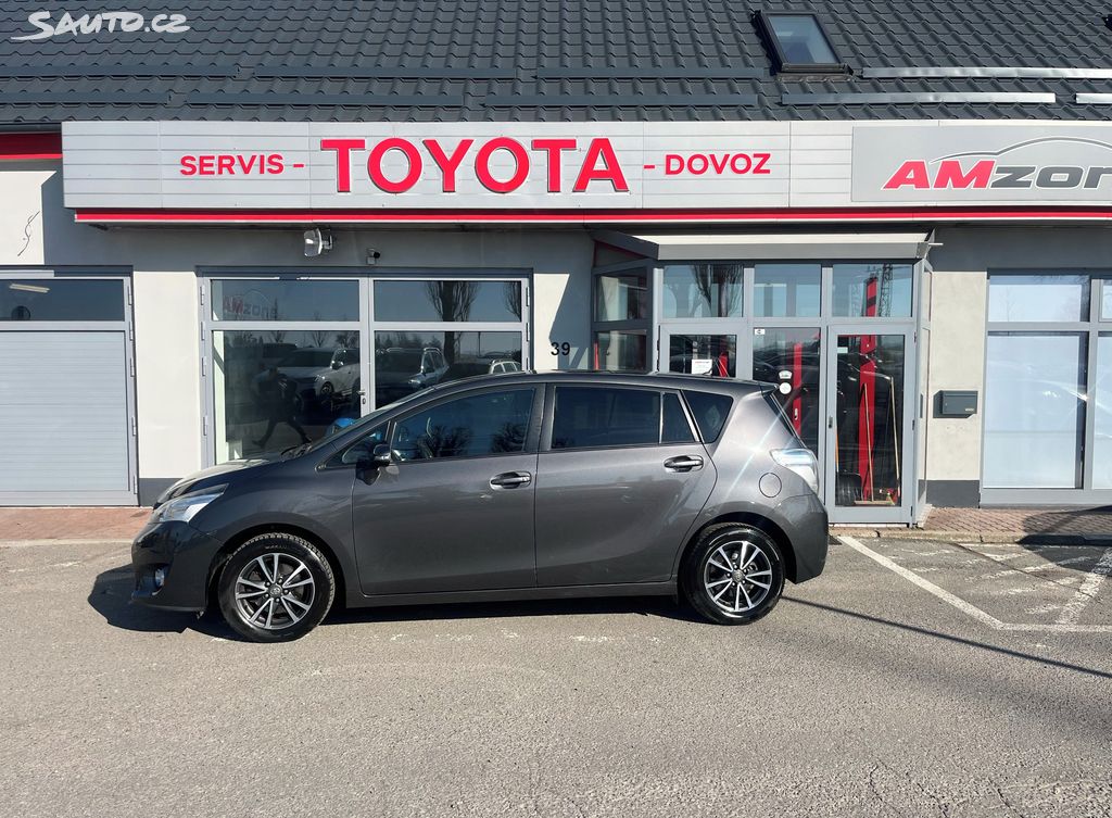 Toyota Verso, fotka 3