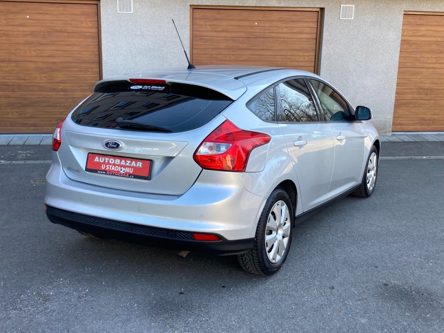 Ford Focus, 1,6 Ti-VCT 92kW senzory,digi k - fotka 3
