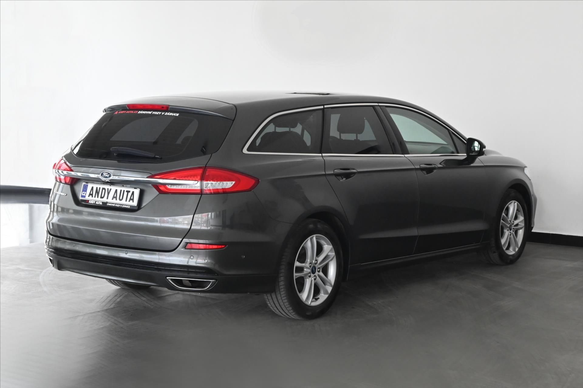 Ford Mondeo, 2,0 EcoBlue 140 kW TITANIUM AT - fotka 3