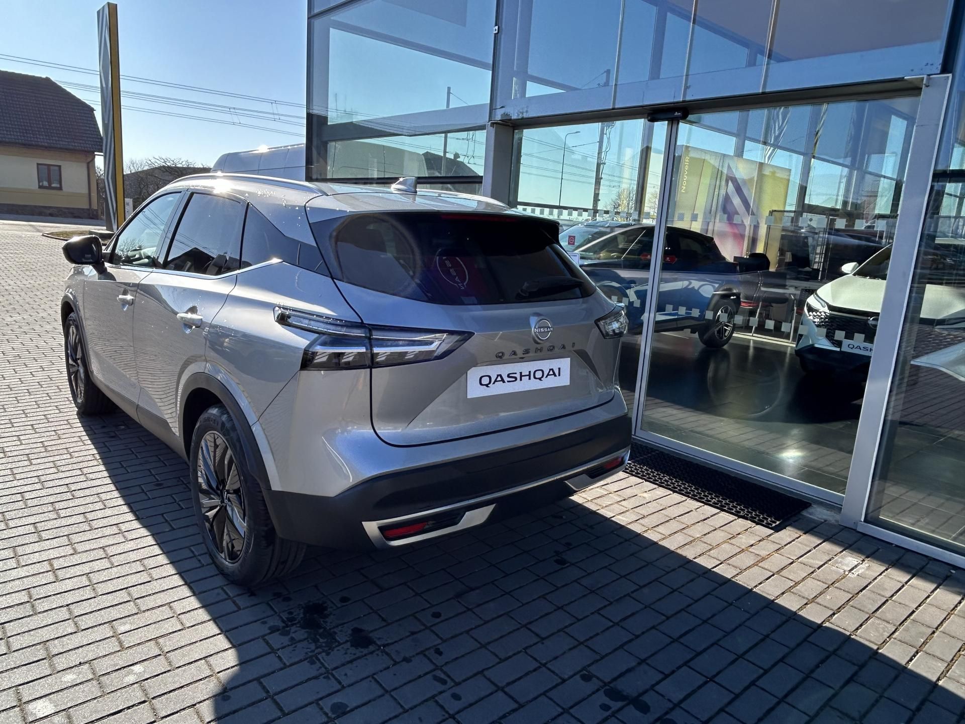 Nissan Qashqai, 1.3T 158HP  X-TRONIC 4x4 TEKNA - fotka 5
