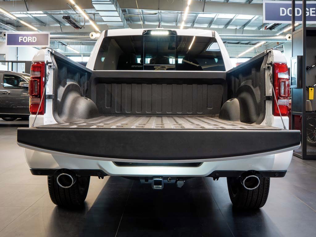 Dodge Ram, 5.7 V8 eTorque, Longhorn - fotka 6
